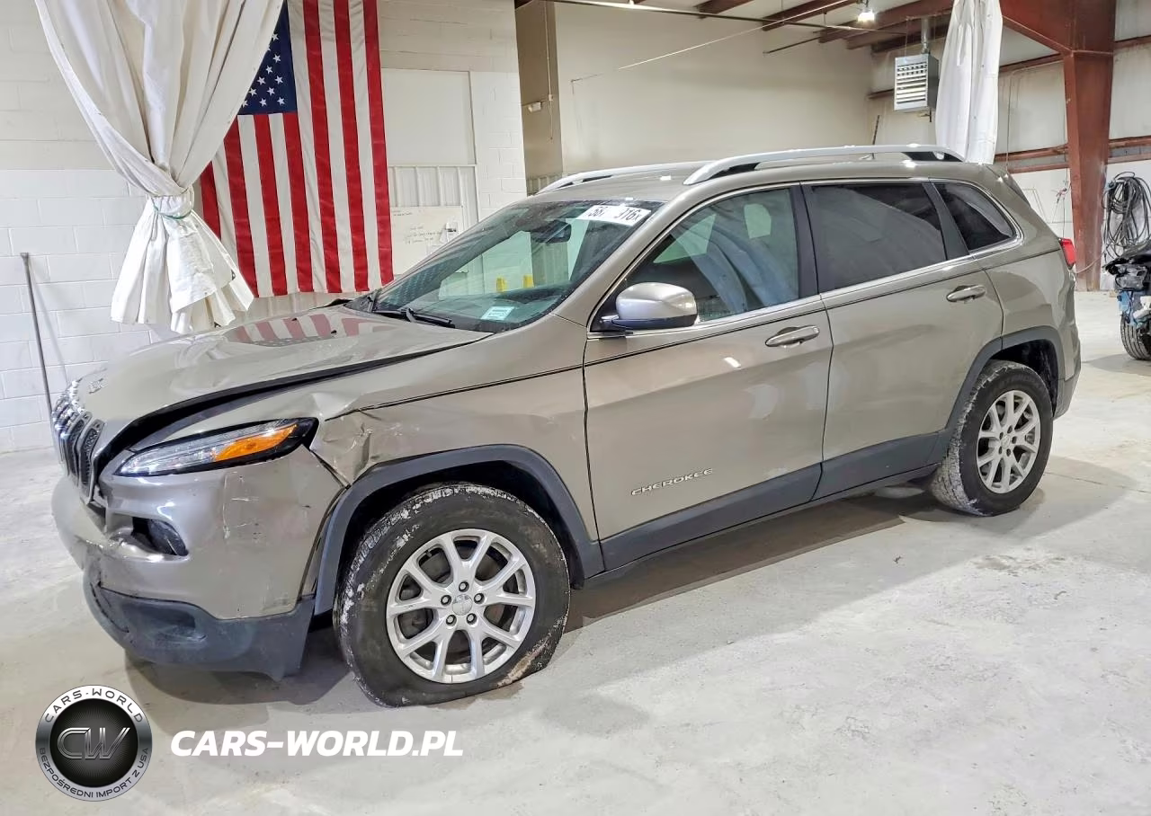 2017 Jeep Cherokee Latitude – zdjęcie 1 z 13