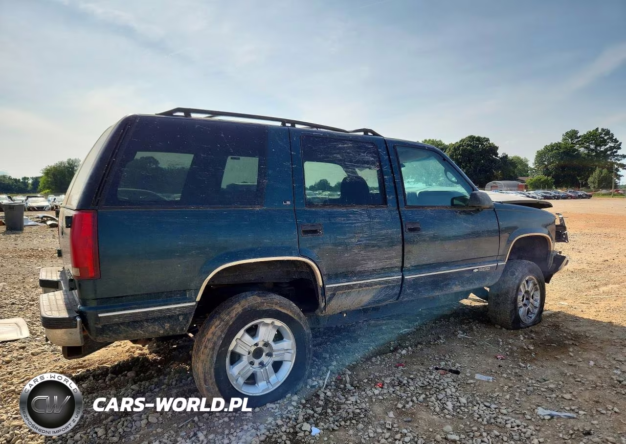 1997 Chevrolet Tahoe K1500 VIN:1GNEK13R1VJ382208 - 3