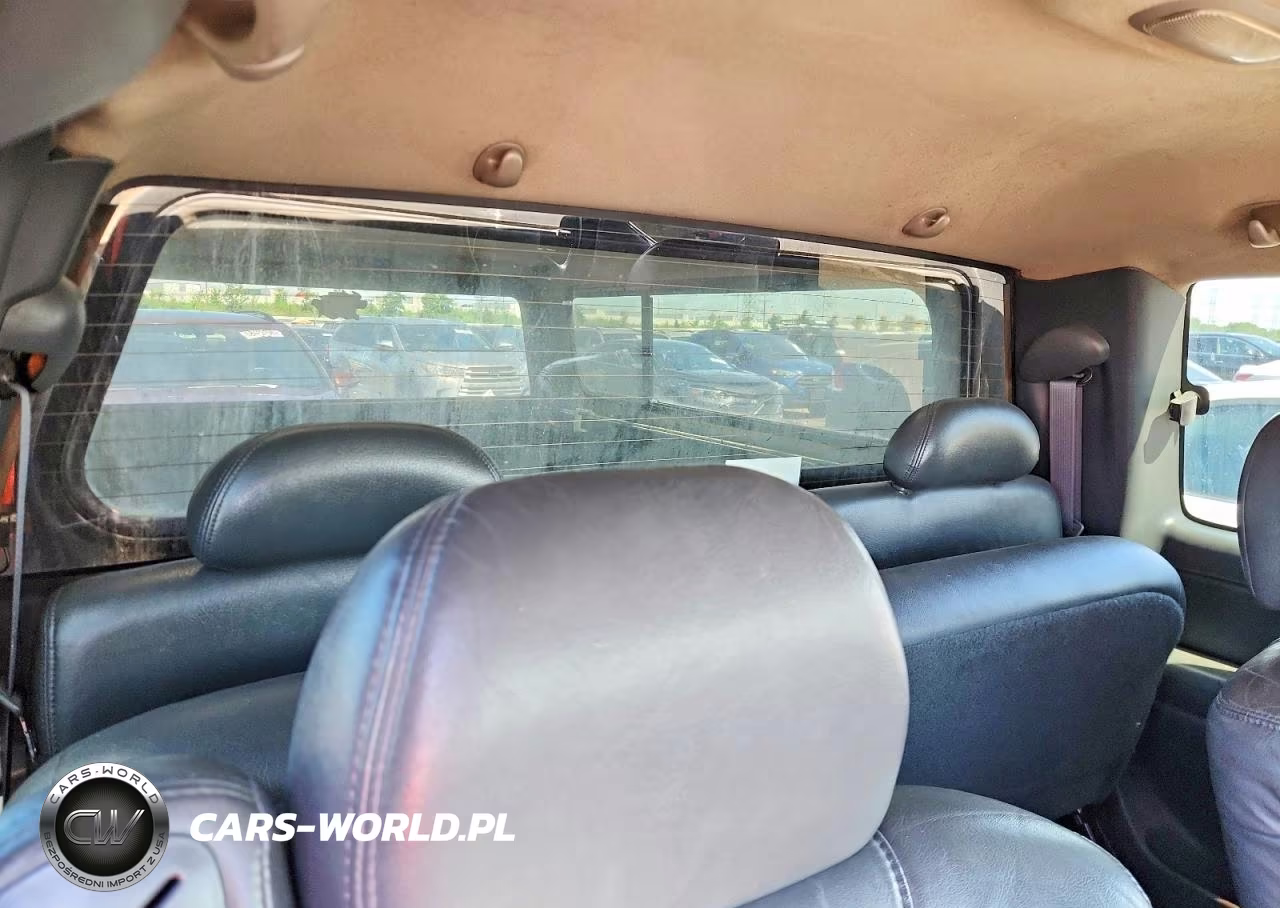 1999 Chevrolet Silverado K2500 VIN:1GCGK29U9XE241949 - 10