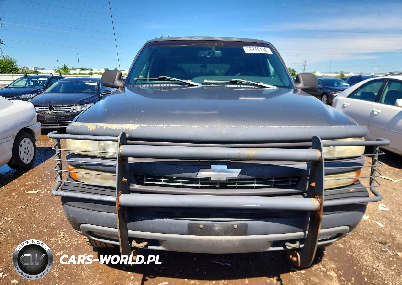 1999 Chevrolet Silverado K2500 VIN:1GCGK29U9XE241949 - 5