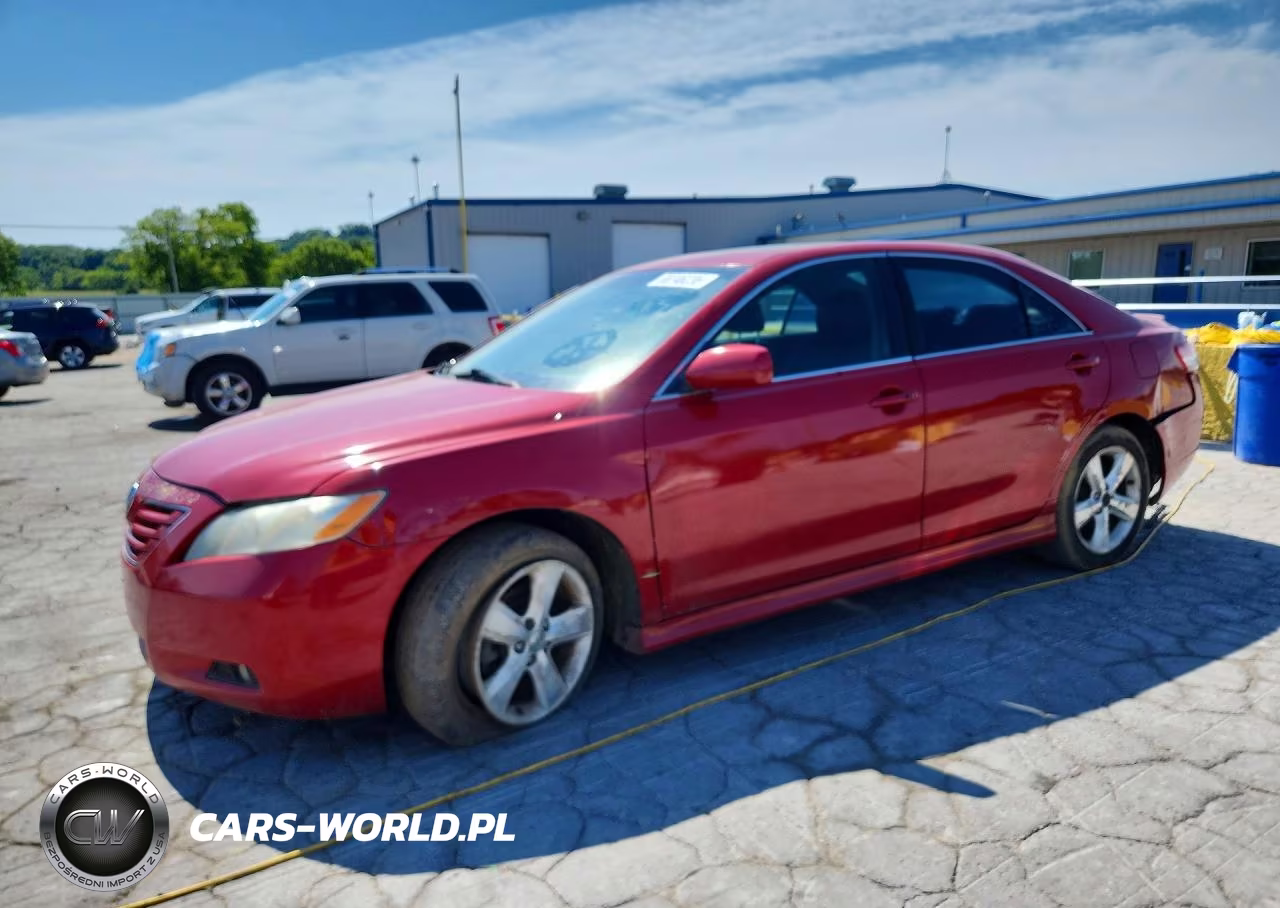 2010 Toyota Camry Se V6 – zdjęcie 1 z 13
