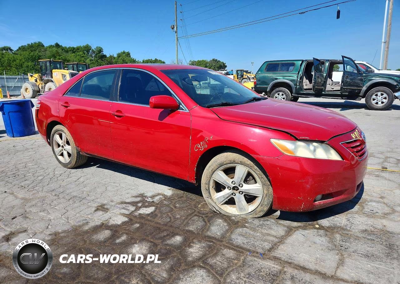 2010 Toyota Camry Se V6 VIN:4T1BK3EKXAU114236 - 4