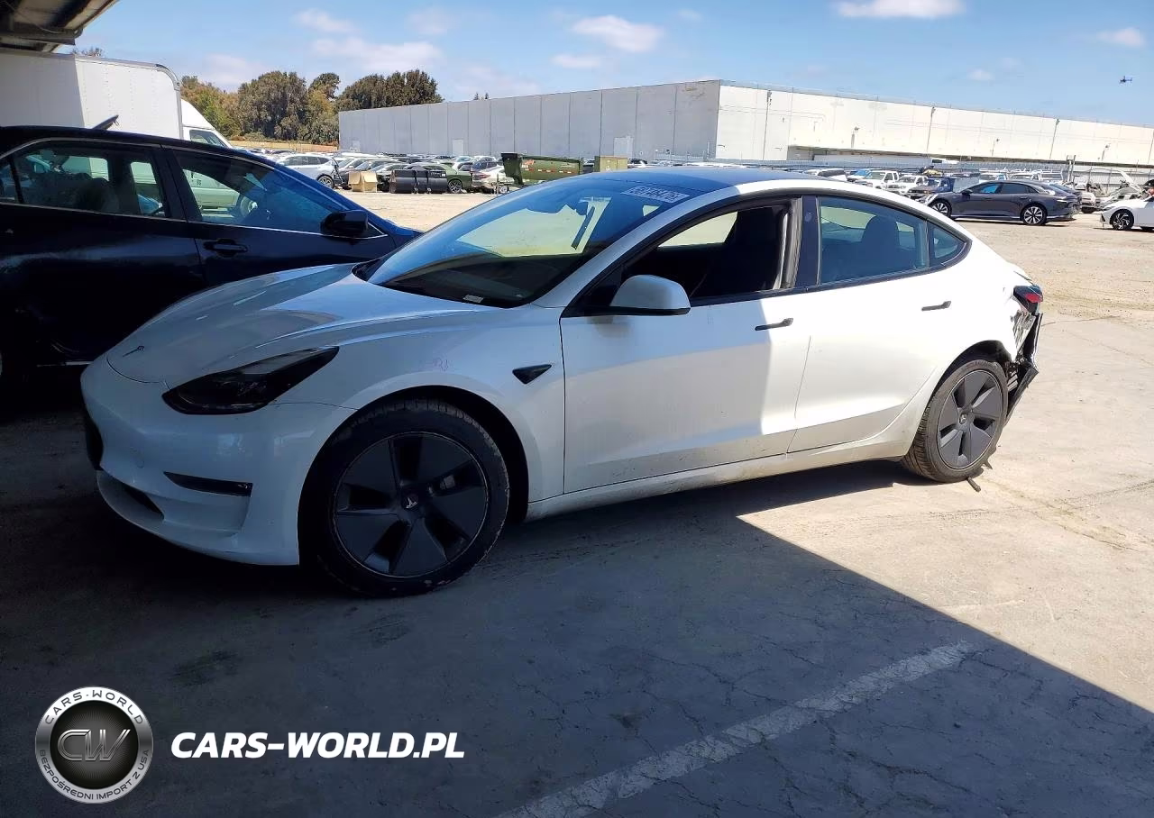 2023 Tesla Model 3 – zdjęcie 1 z 12