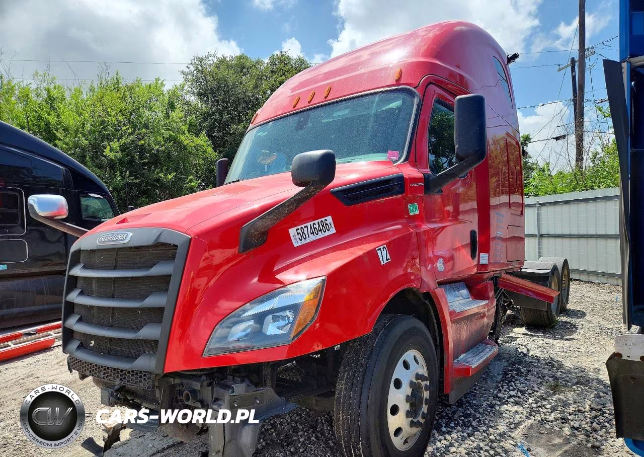 2020 Freightliner Cascadia 126 Semi Truck VIN:1FUJHHDV3LLLL1572 - 2