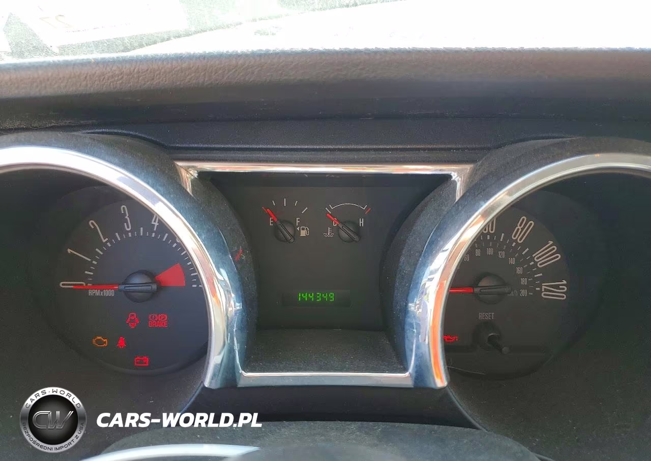 2008 Ford Mustang VIN:1ZVHT80NX85136149 - 9