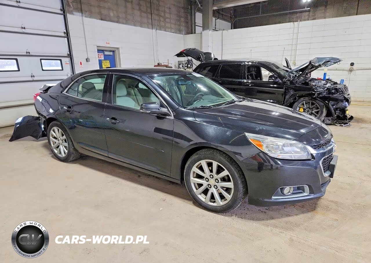 2015 Chevrolet Malibu 2Lt VIN:1G11D5SL5FF324802 - 4