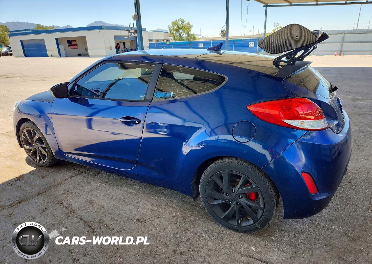 2017 Hyundai Veloster Base VIN:KMHTC6AD4HU311553 - 2