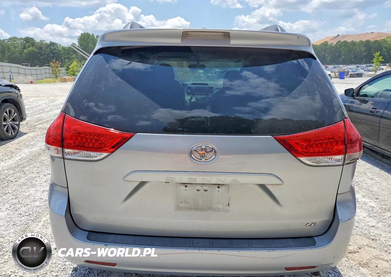 2012 Toyota Sienna Le VIN:5TDKK3DC9CS275280 - 6