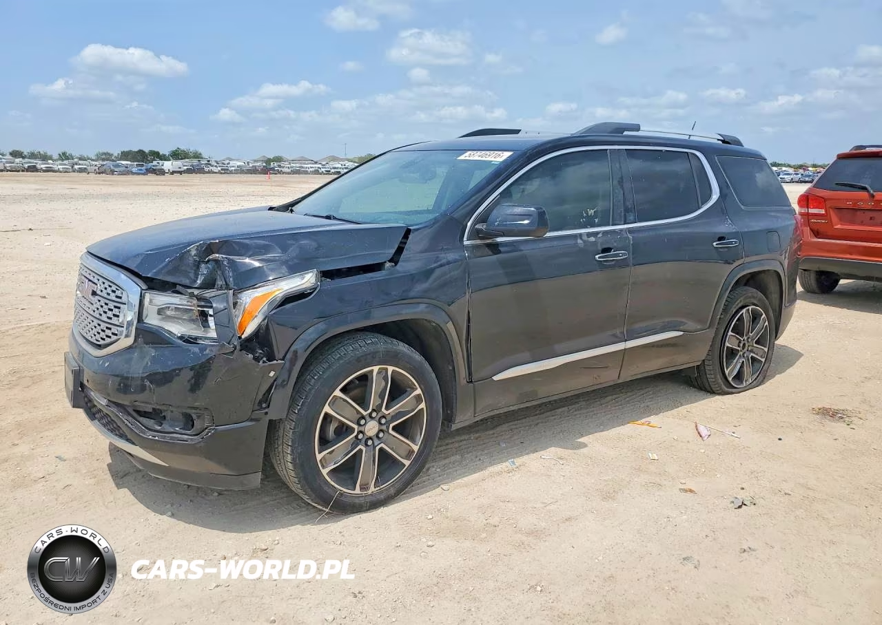 2017 GMC Acadia Denali – zdjęcie 1 z 13