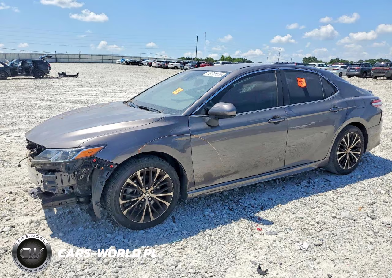 2020 Toyota Camry Se