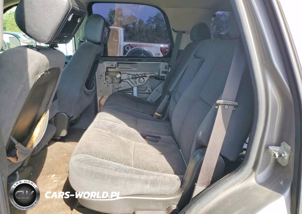 2007 Chevrolet Tahoe C1500 VIN:1GNFC13C77J390880 - 11