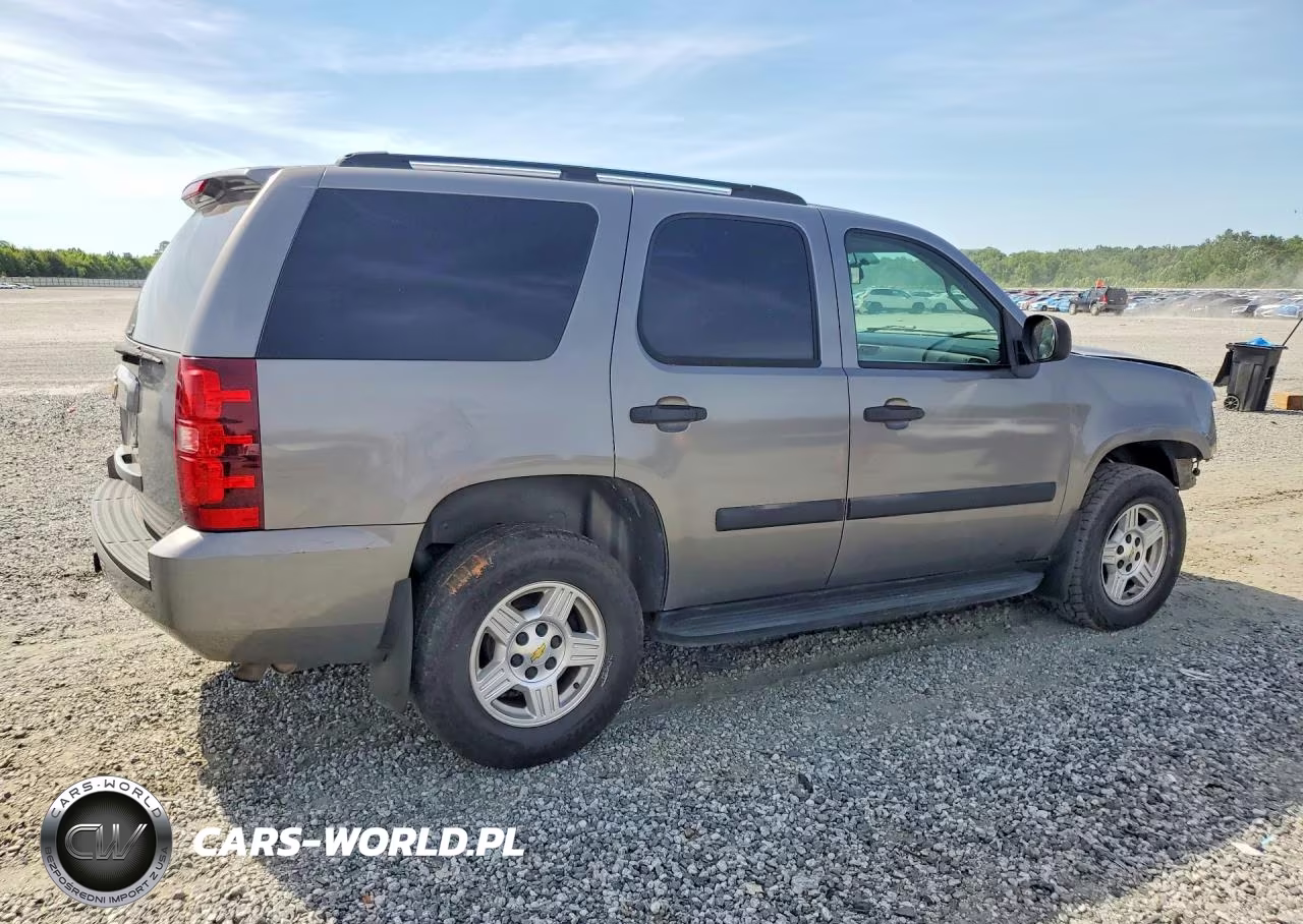 2007 Chevrolet Tahoe C1500 VIN:1GNFC13C77J390880 - 3