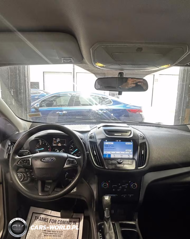 2017 Ford Escape Se VIN:1FMCU0GD5HUD87509 - 9