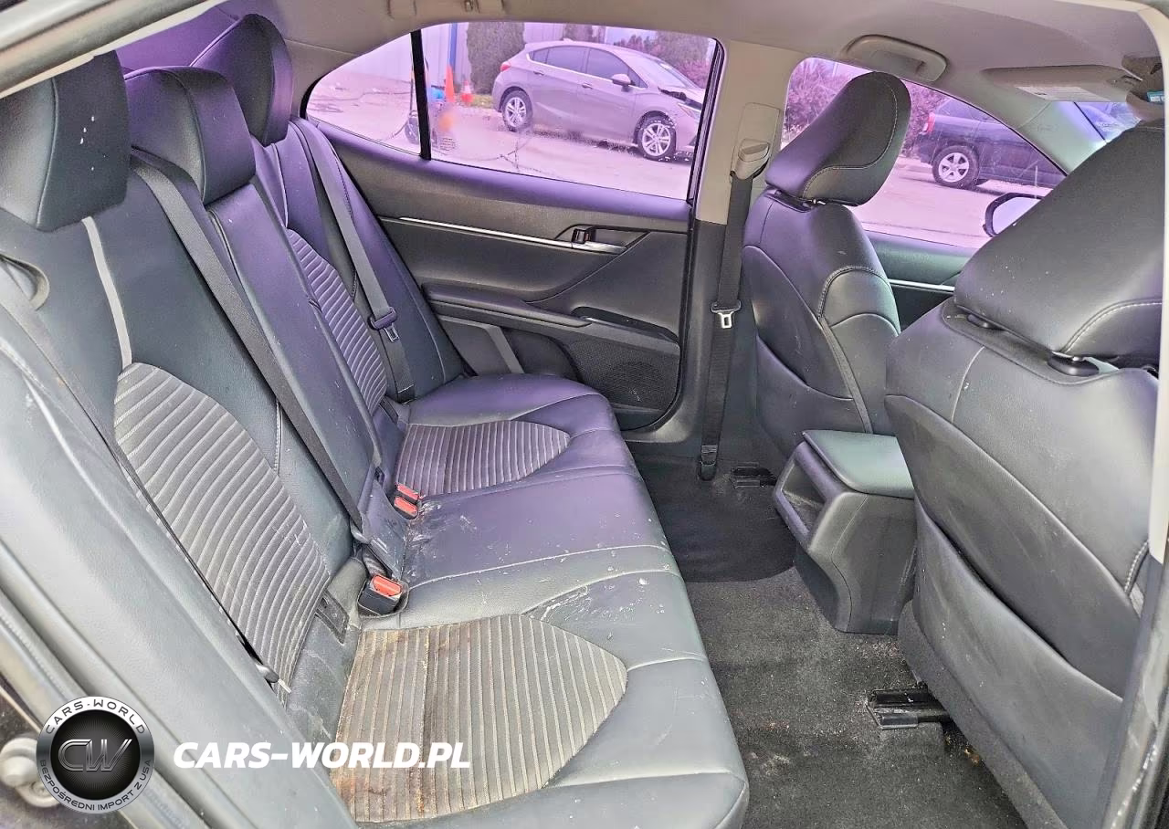 2019 Toyota Camry Se VIN:4T1B11HK0KU176944 - 10