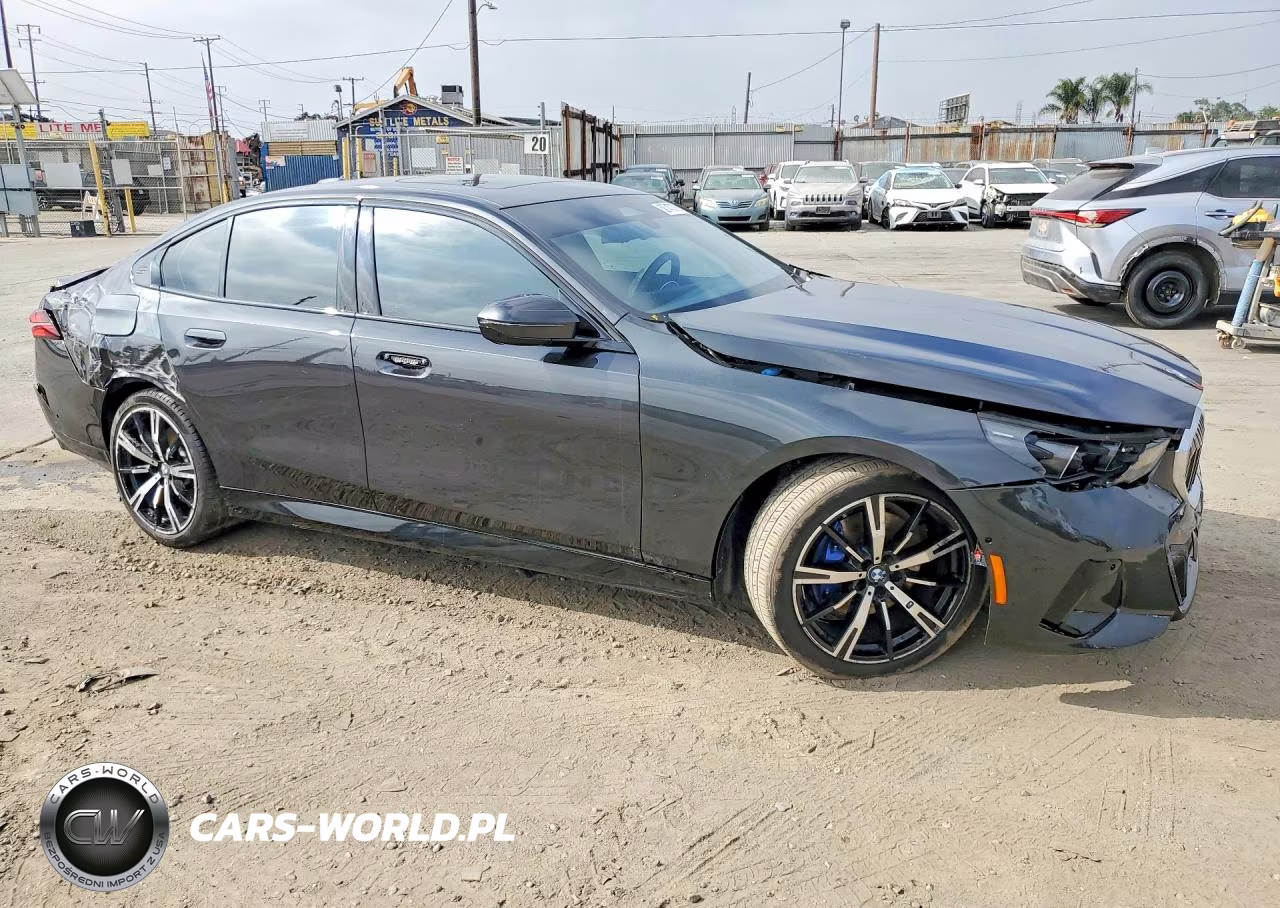 2025 BMW 530 I VIN:WBA43FJ07SCU32819 - 4