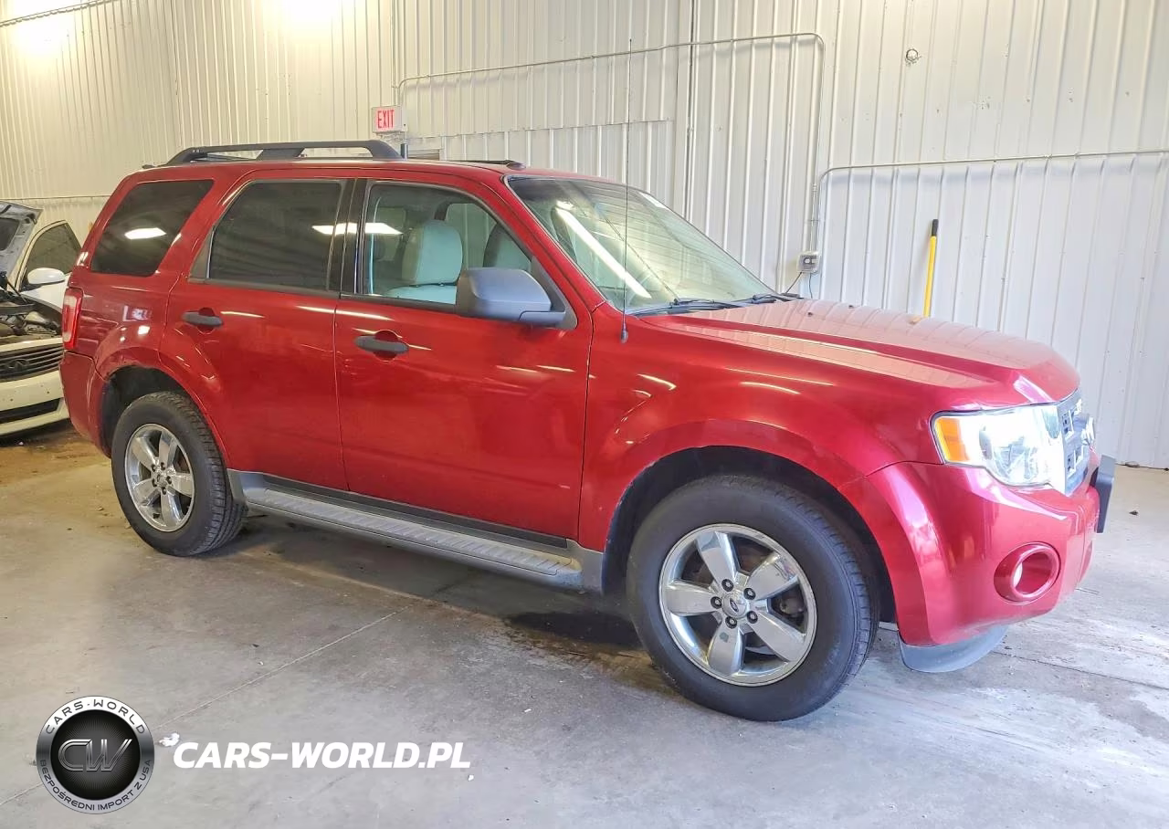 2010 Ford Escape Xlt VIN:1FMCU9DG0AKD11359 - 4