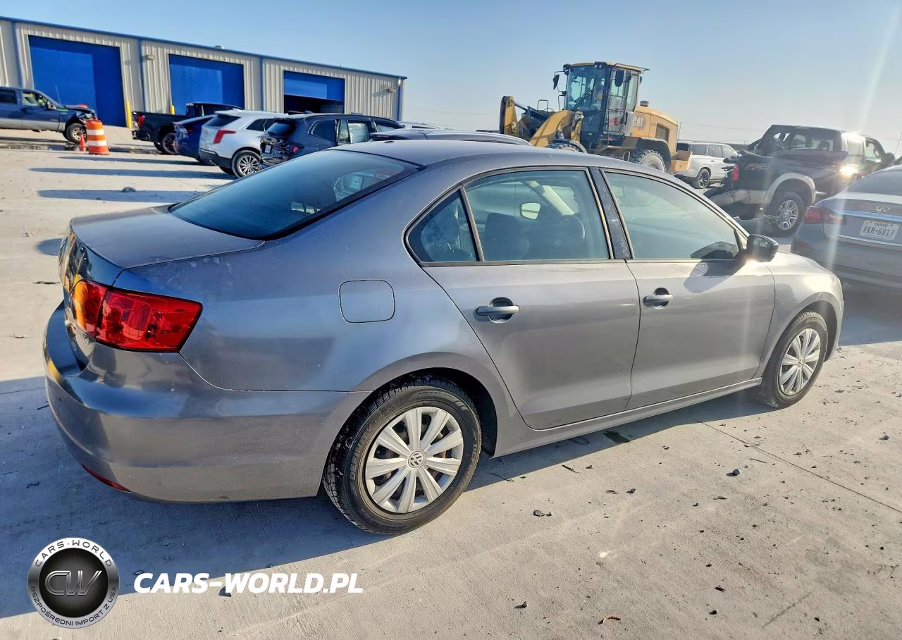 2014 Volkswagen Jetta Base VIN:3VW2K7AJ6EM257717 - 4