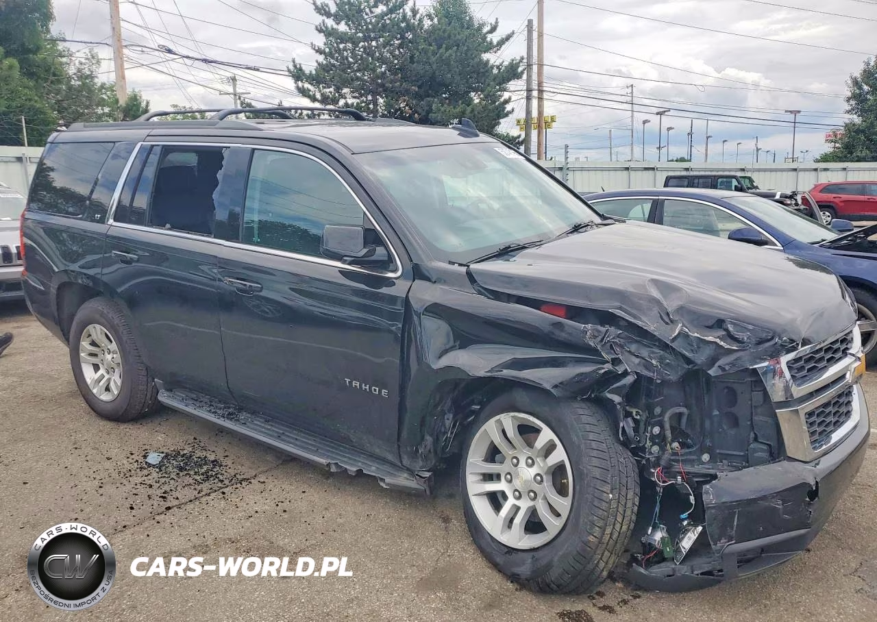 2019 Chevrolet Tahoe C1500 Lt VIN:1GNSCBKC1KR137375 - 4