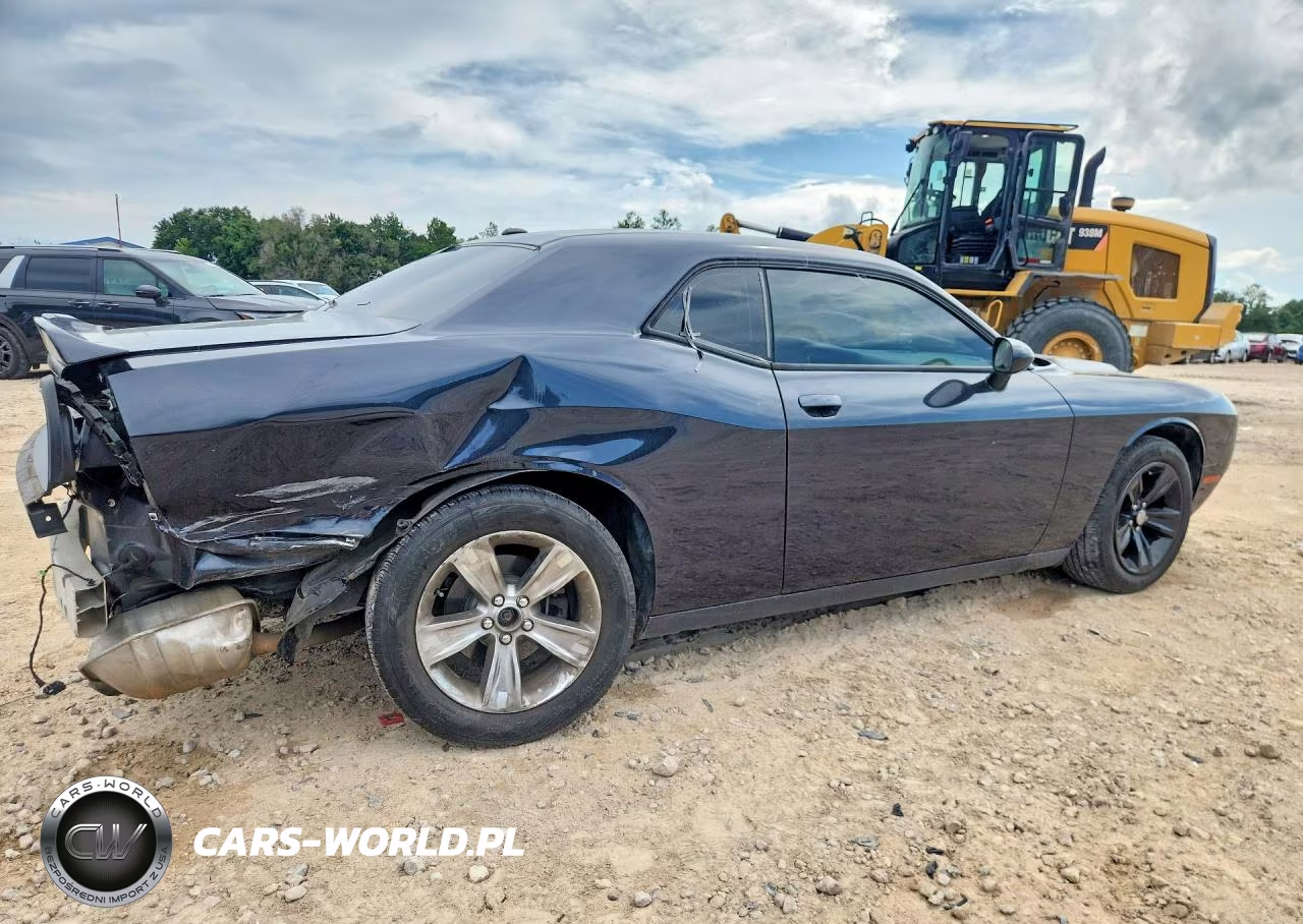 2019 Dodge Challenger Sxt VIN:2C3CDZAG0KH531610 - 3
