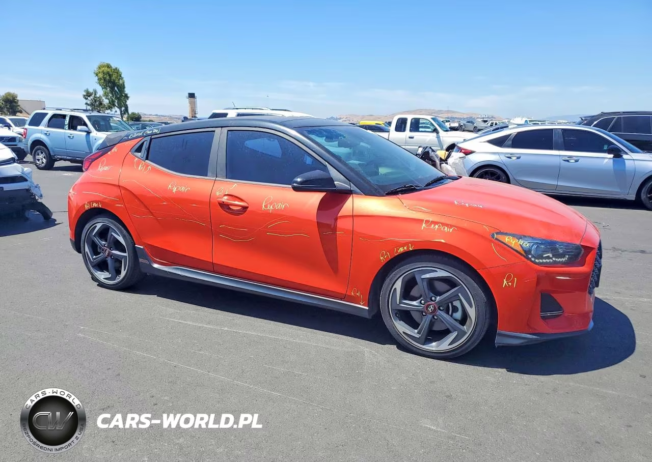 2019 Hyundai Veloster Turbo Ultimate VIN:KMHTH6AB4KU014483 - 4