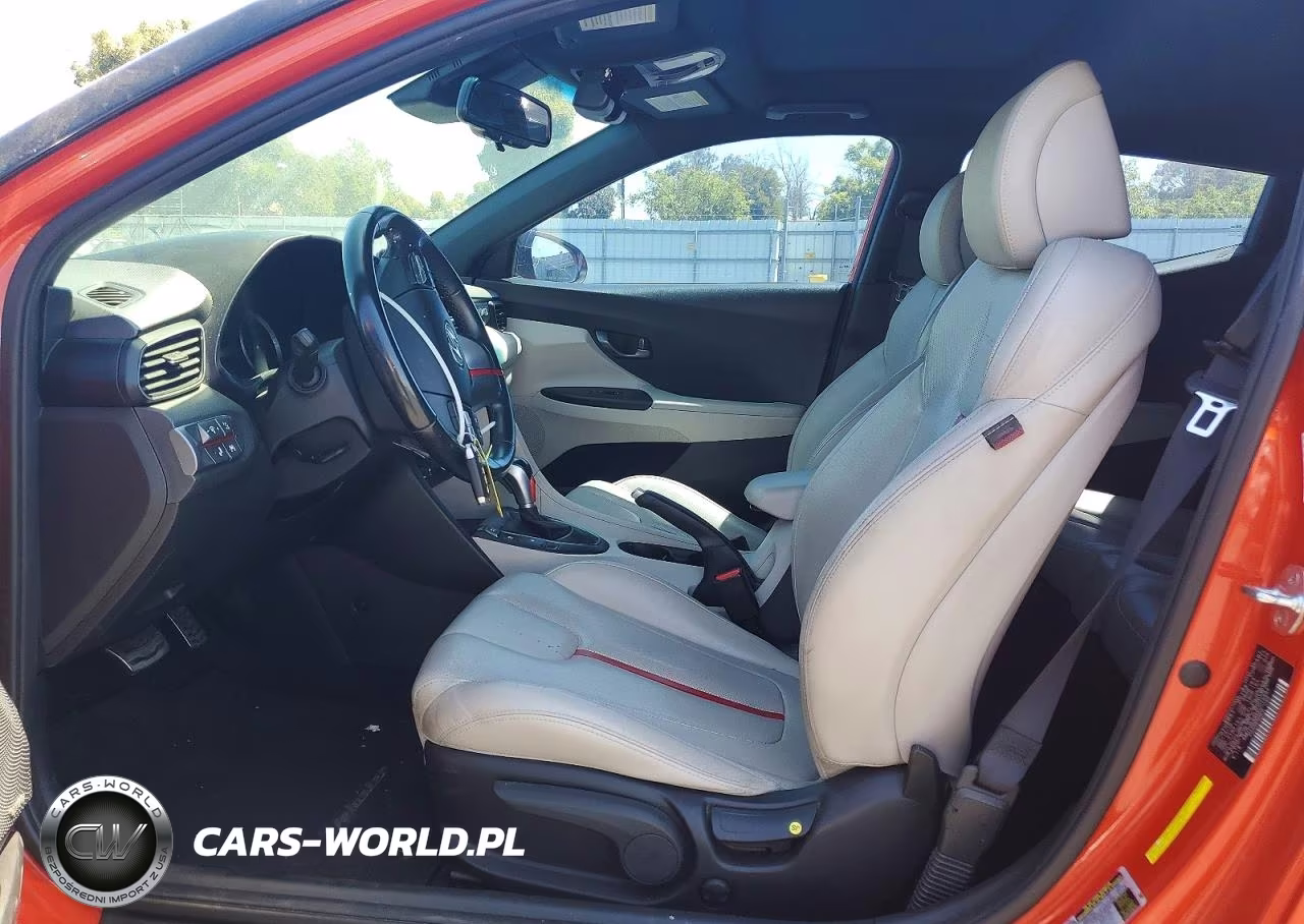 2019 Hyundai Veloster Turbo Ultimate VIN:KMHTH6AB4KU014483 - 7