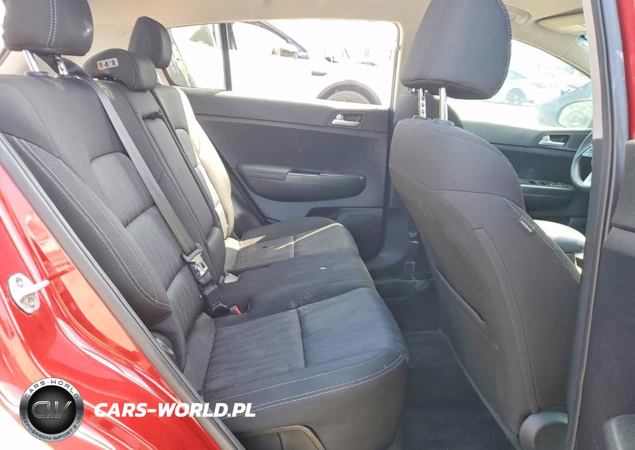 2020 Kia Sportage Lx VIN:KNDPM3AC2L7696398 - 10