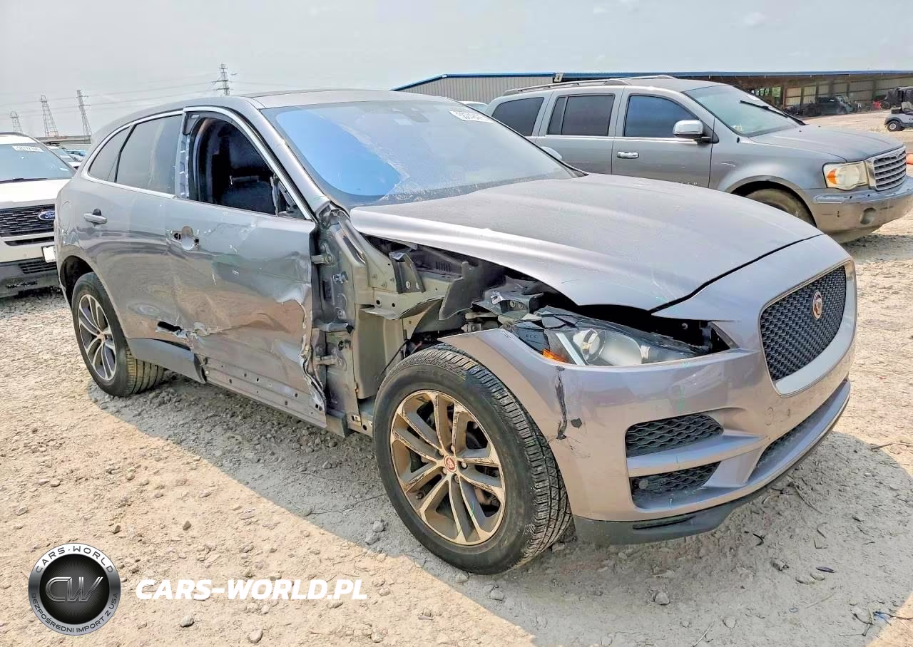 2020 Jaguar F-Pace Premium VIN:SADCJ2FX0LA631750 - 4