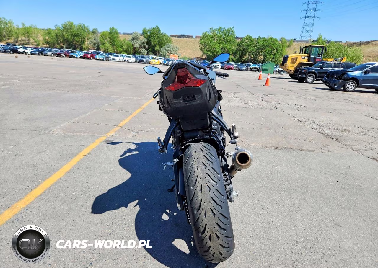 2025 Kawasaki Zx636 K VIN:JKBZXJJ18SA017390 - 4