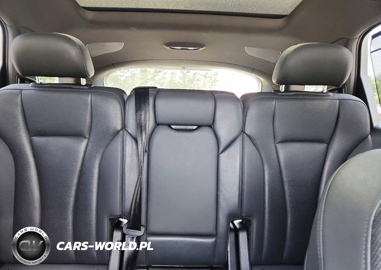 2020 Audi Q7 Premium Plus VIN:WA1LXAF78LD000614 - 10