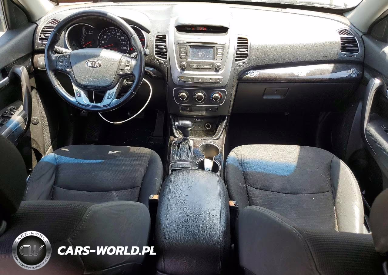 2015 Kia Sorento Lx VIN:5XYKT4A60FG640237 - 8