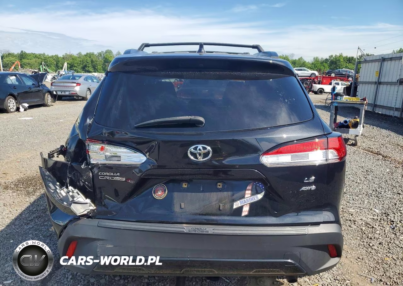 2022 Toyota Corolla Cross Le VIN:7MUCAABG2NV026202 - 6
