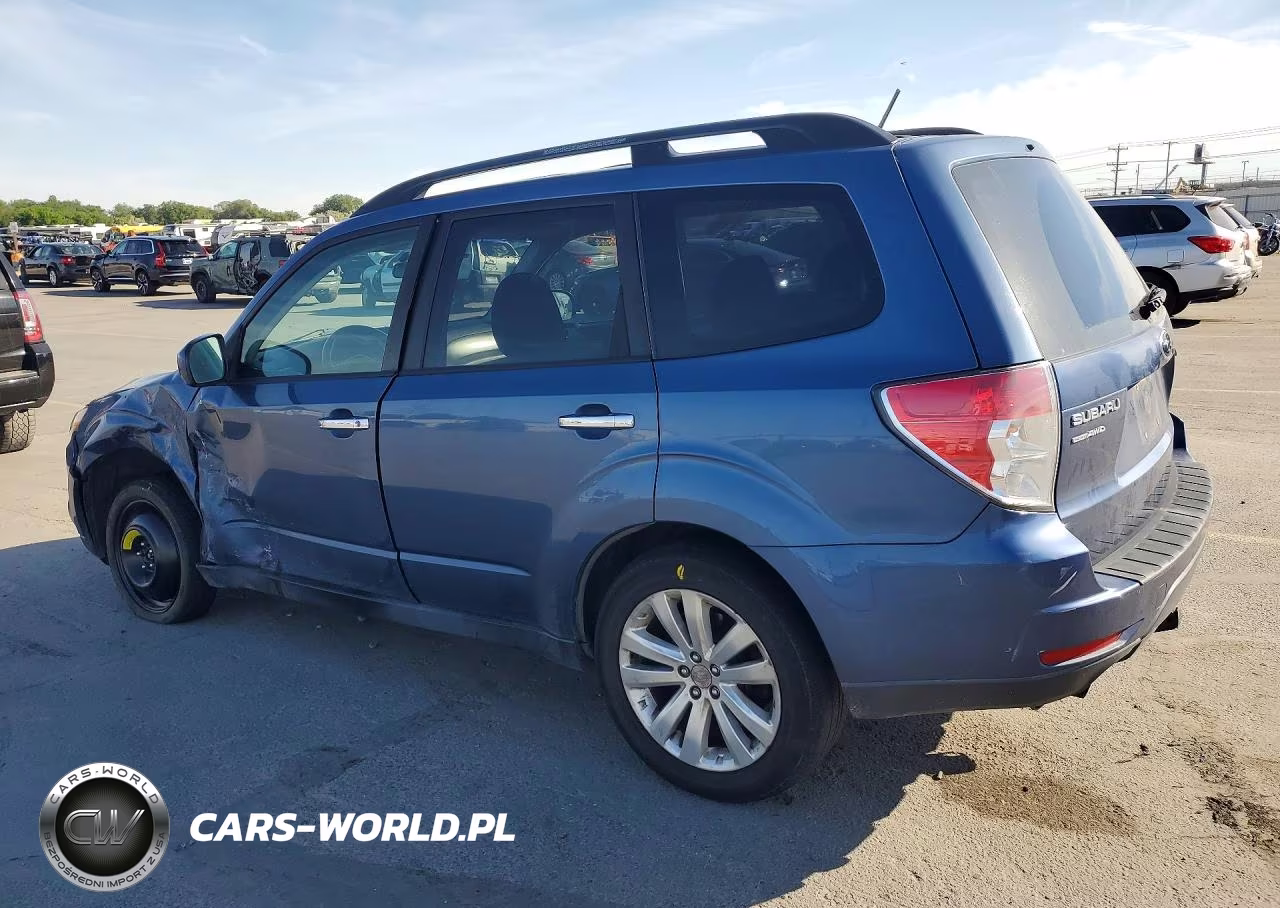 2011 Subaru Forester 2.5X Premium VIN:JF2SHADCXBH740575 - 2
