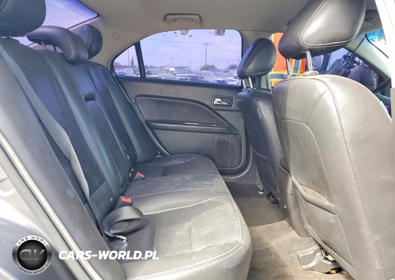 2012 Ford Fusion VIN:3FAHP0JG0CR109675 - 10