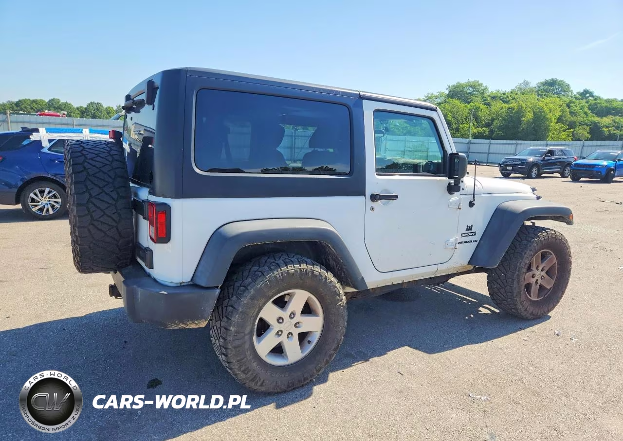 2015 Jeep Wrangler Sport VIN:1C4AJWAG1FL737814 - 3
