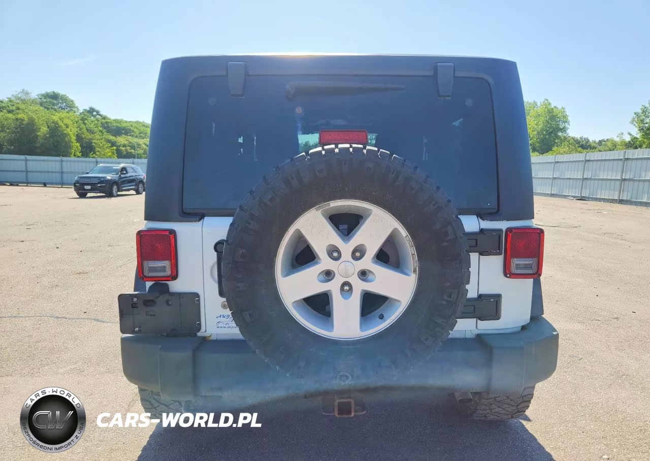 2015 Jeep Wrangler Sport VIN:1C4AJWAG1FL737814 - 6