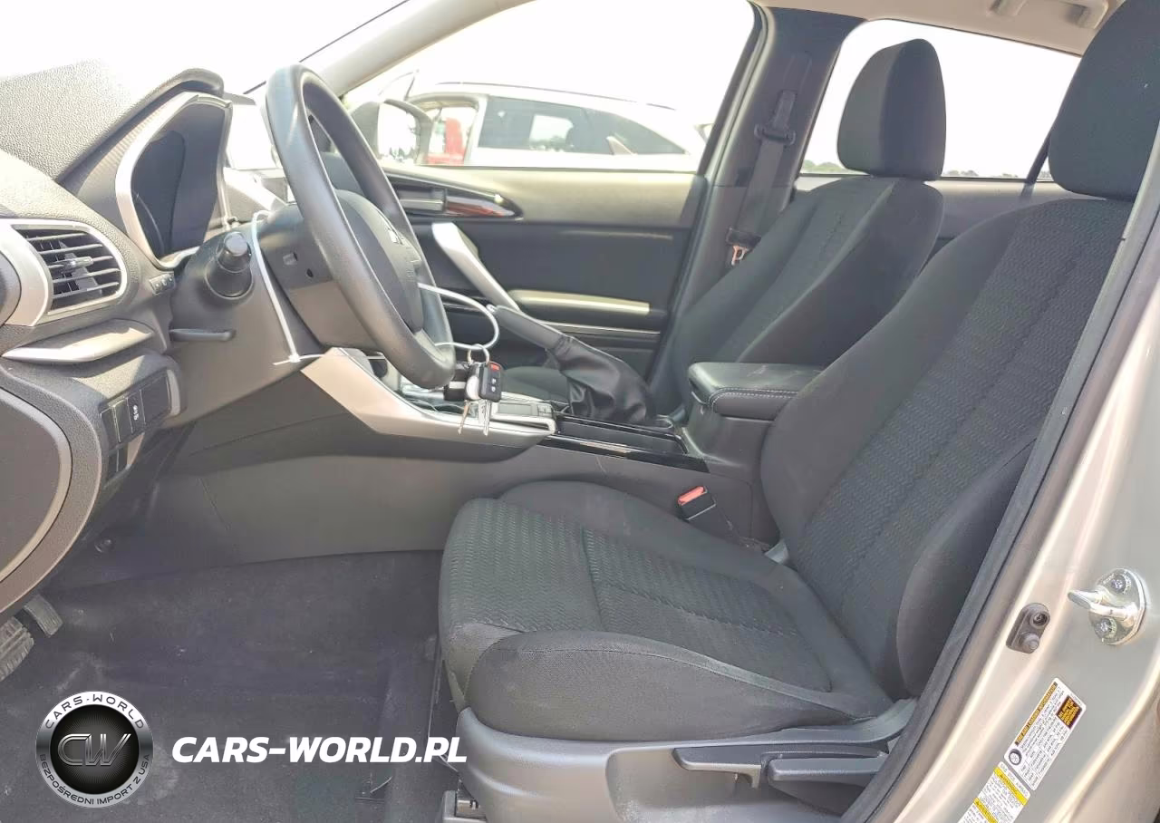 2019 Mitsubishi Eclipse Cross Le VIN:JA4AT4AA8KZ000699 - 7