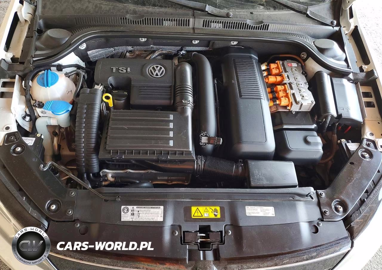 2015 Volkswagen Jetta Hybrid VIN:3VW637AJ4FM407534 - 11