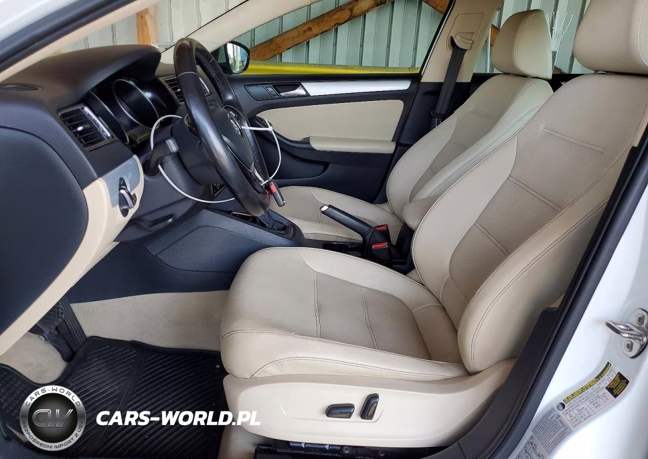 2015 Volkswagen Jetta Hybrid VIN:3VW637AJ4FM407534 - 7