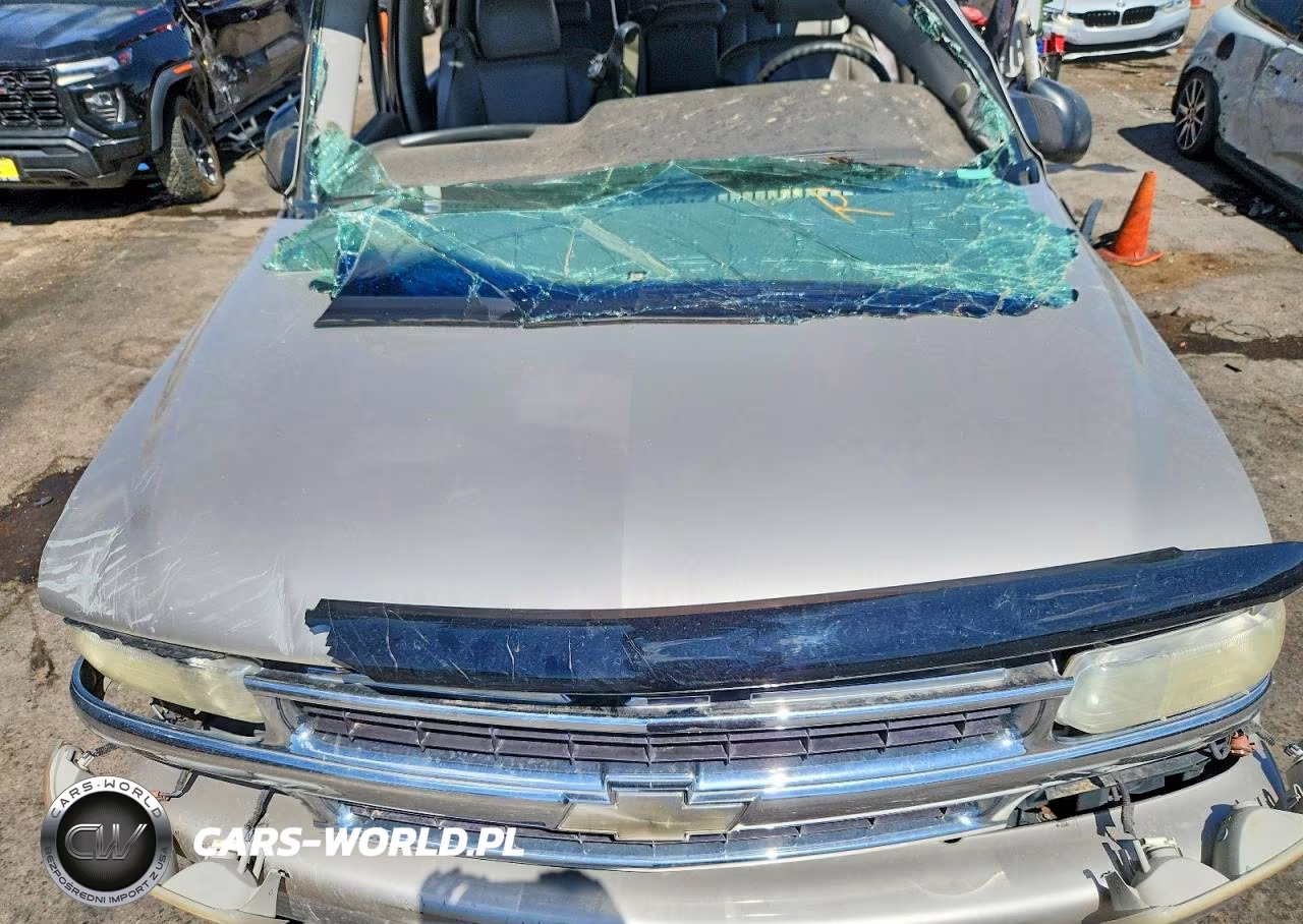 2005 Chevrolet Suburban K2500 VIN:3GNGK26G65G153274 - 11