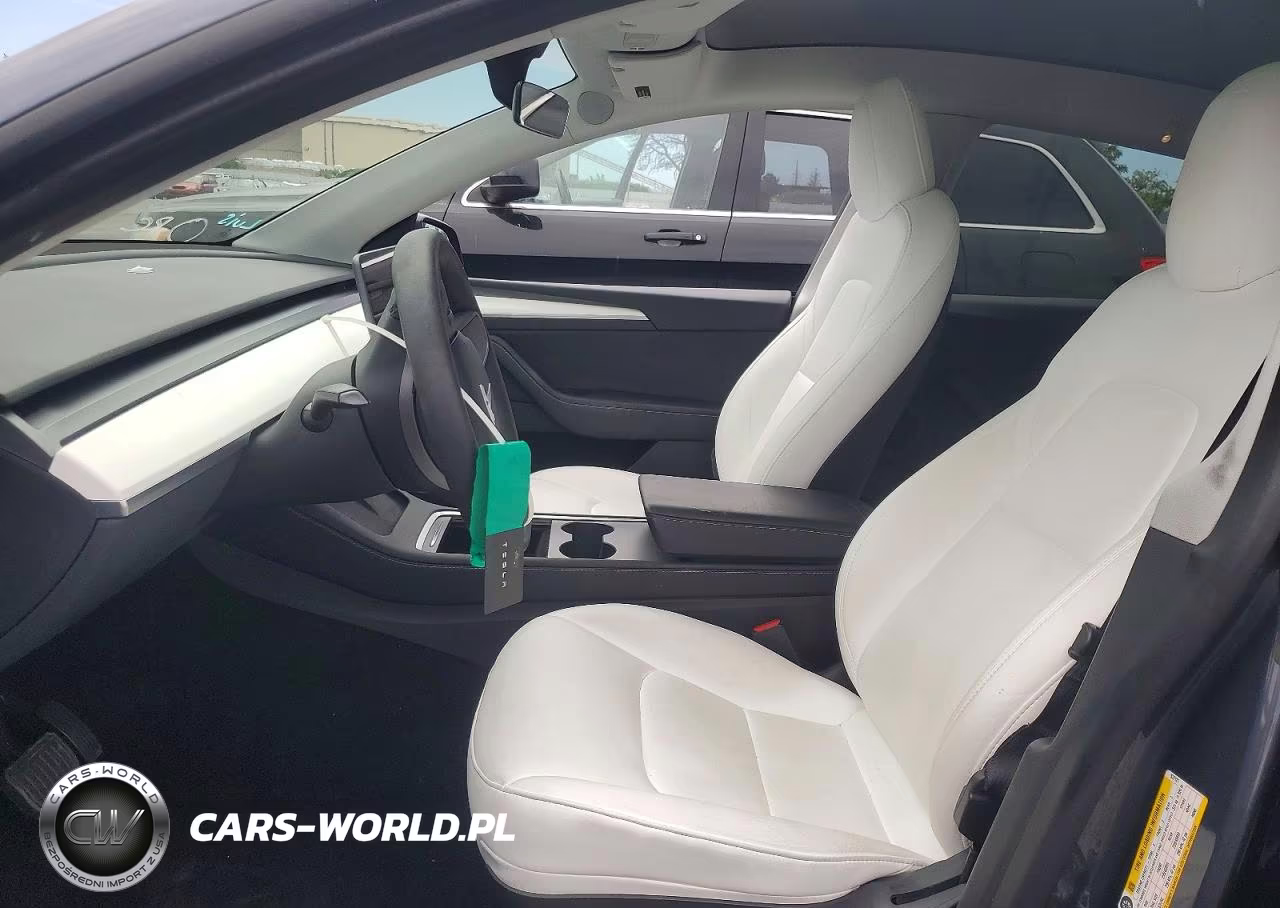 2022 Tesla Model Y VIN:7SAYGDEE3NF537127 - 7
