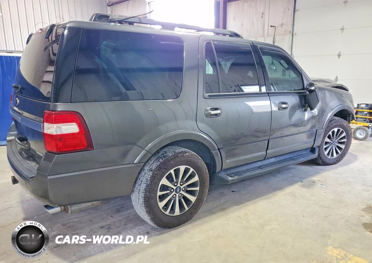 2016 Ford Expedition Xlt VIN:1FMJU1JT9GEF33349 - 3