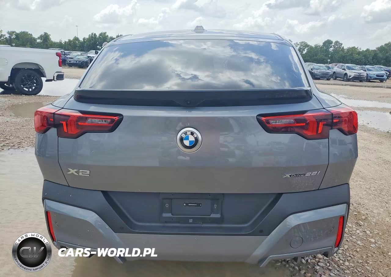 2025 BMW X2 xDrive28I VIN:WBX63GM09S5153179 - 7