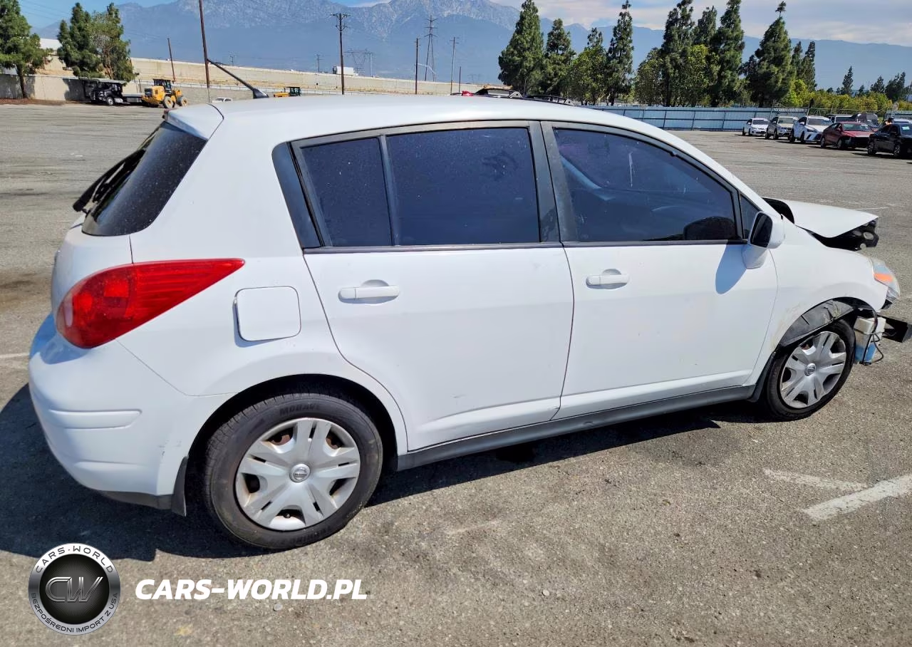2011 Niss Versa VIN:3N1BC1CP6BL406517 - 3