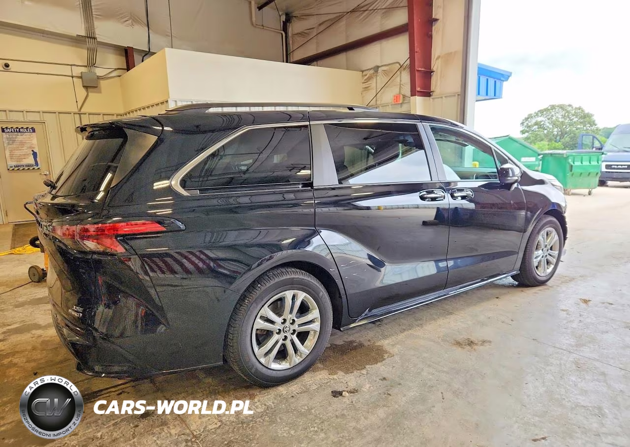 2022 Toyota Sienna Xse VIN:5TDDSKFC0NS061359 - 3