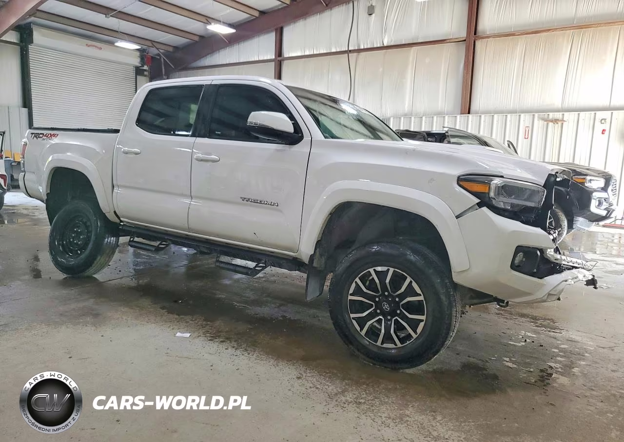 2022 Toyota Tacoma Trd Sport VIN:3TYCZ5AN6NT072369 - 4