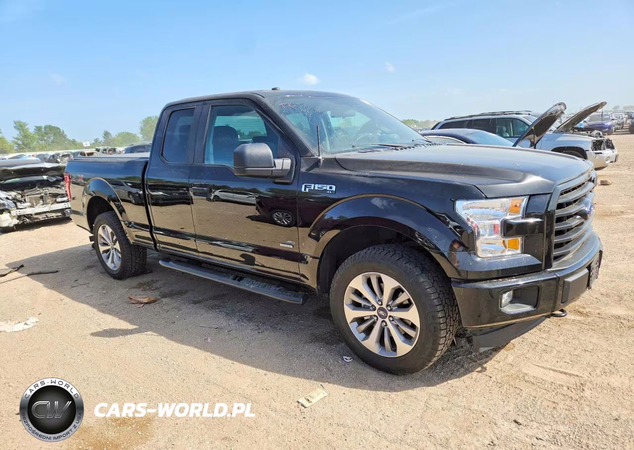 2017 Ford F150 Super Cab VIN:1FTEX1EP8HKD38985 - 4