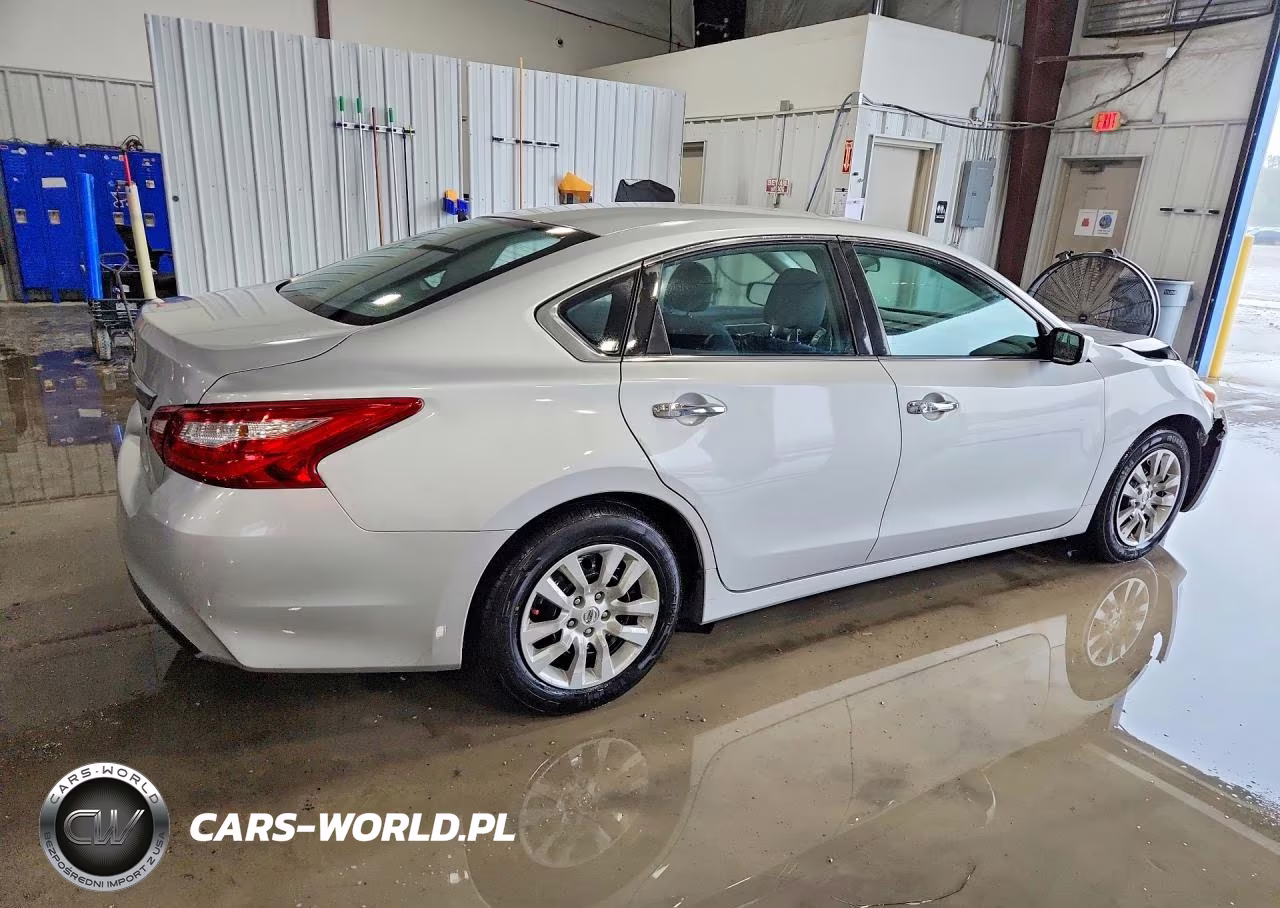 2017 Nissan Altima 2.5 S VIN:1N4AL3AP0HC293410 - 3