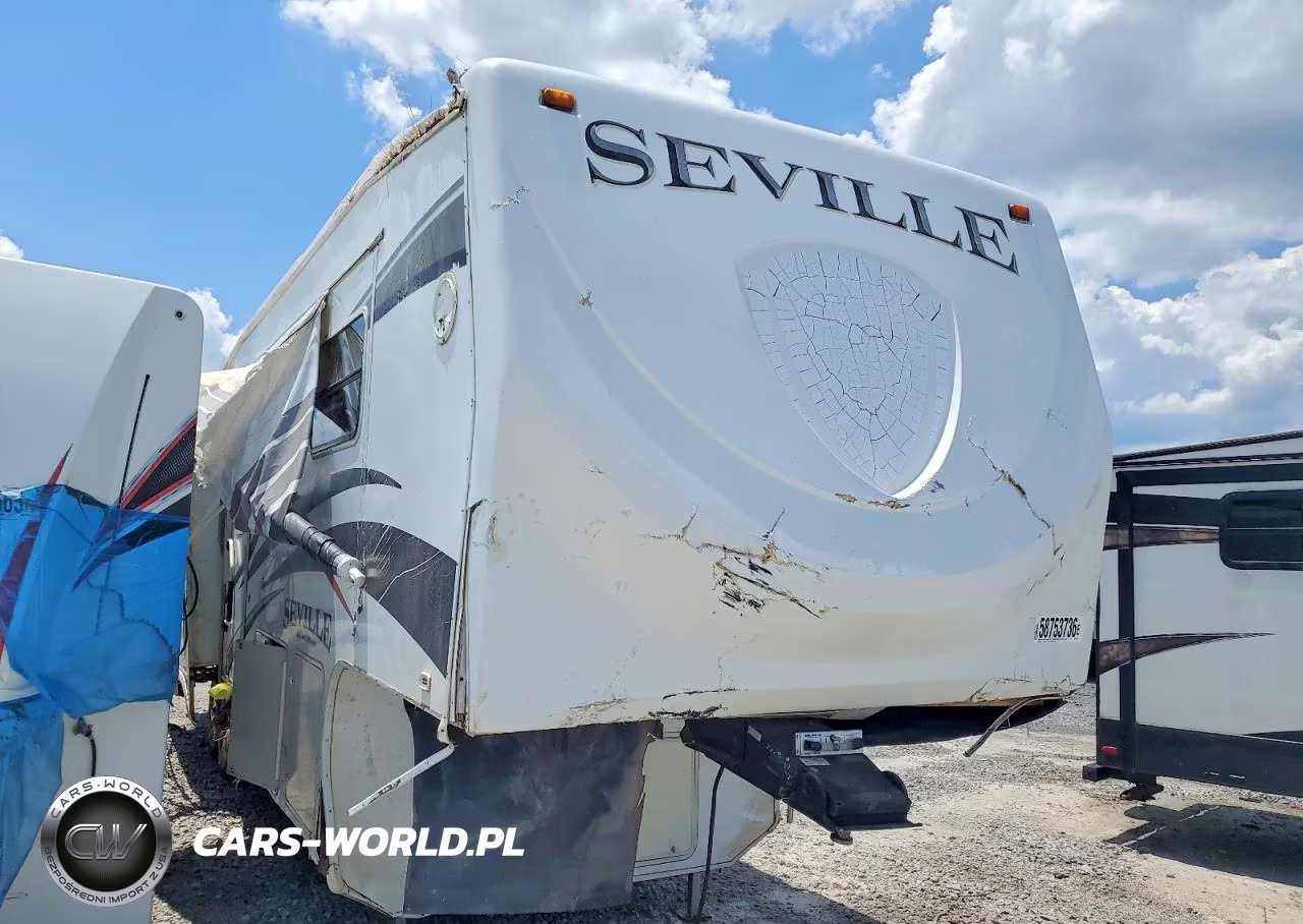 2009 Cross Roads Seville Camper