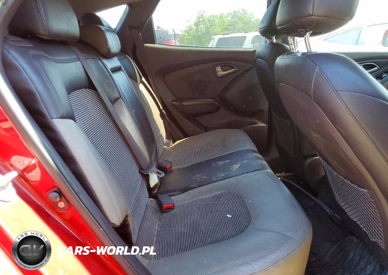 2011 Hyundai Tucson Gls VIN:KM8JU3AC2BU176025 - 11