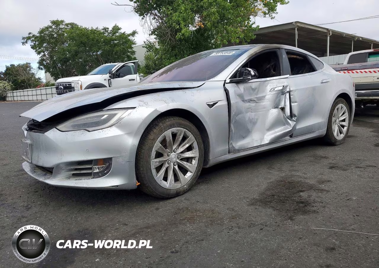 2018 Tesla Model S – zdjęcie 1 z 12